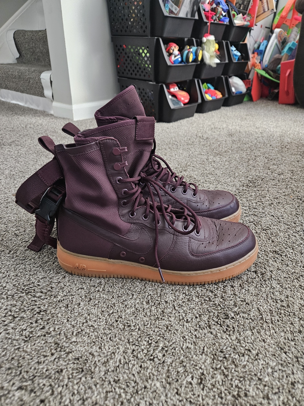Nike SF AF1 High Burgundy Gum Sole Special Field Air Force 1 Men’s Size 13